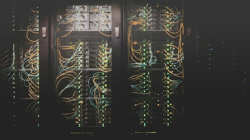 Database Architecture, Sharding & Distributed APIs